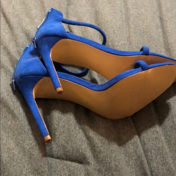 Suede blue heels - Picture 3 of 3